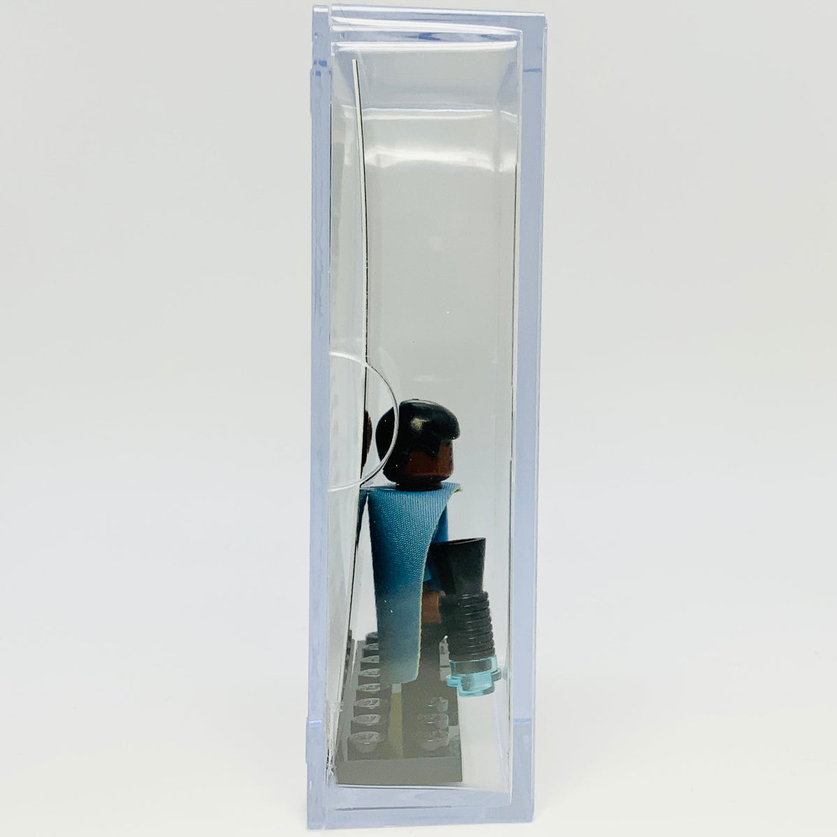 Lando Calrissian with Trading Card & Collector’s Case