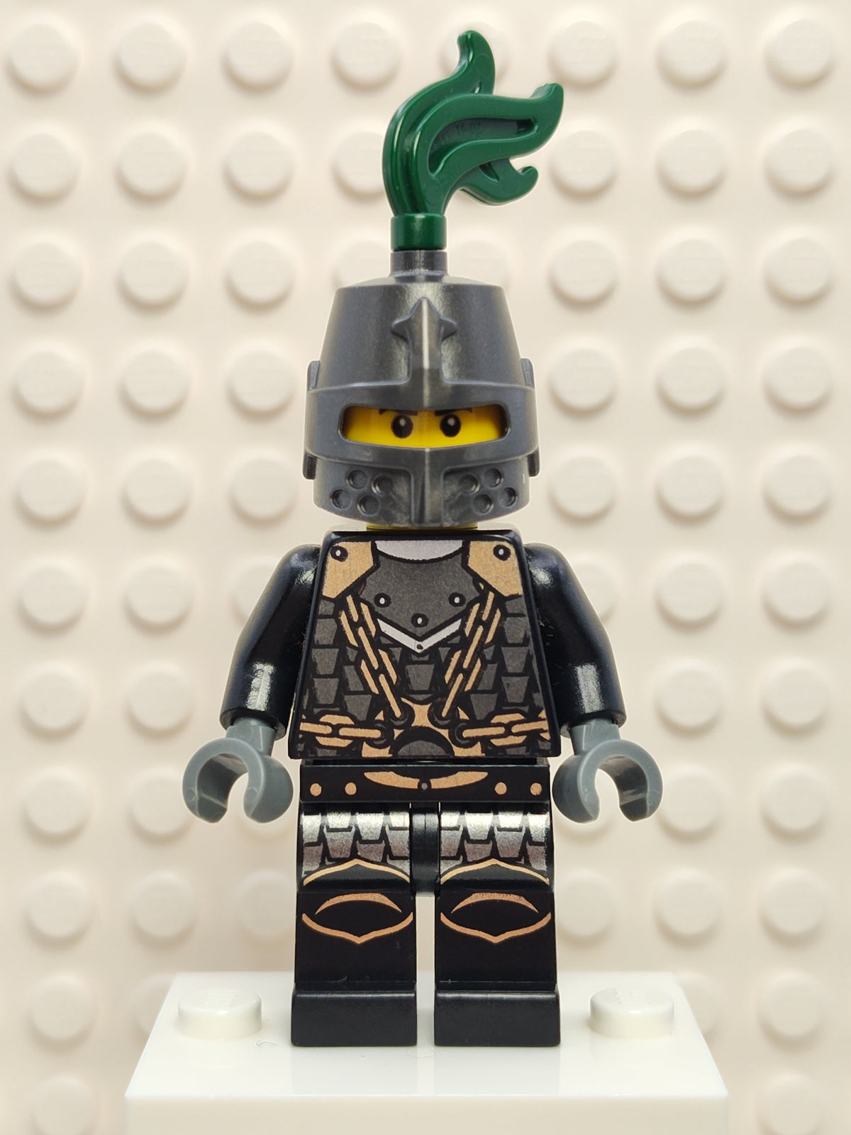 Dragon Knight Scale Mail with Chains, cas493